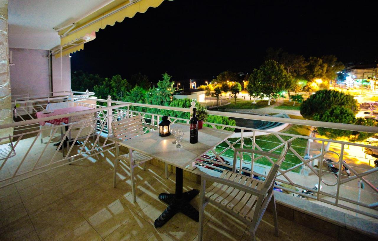 Hotel Epavli Nea Kallikrateia Exterior photo