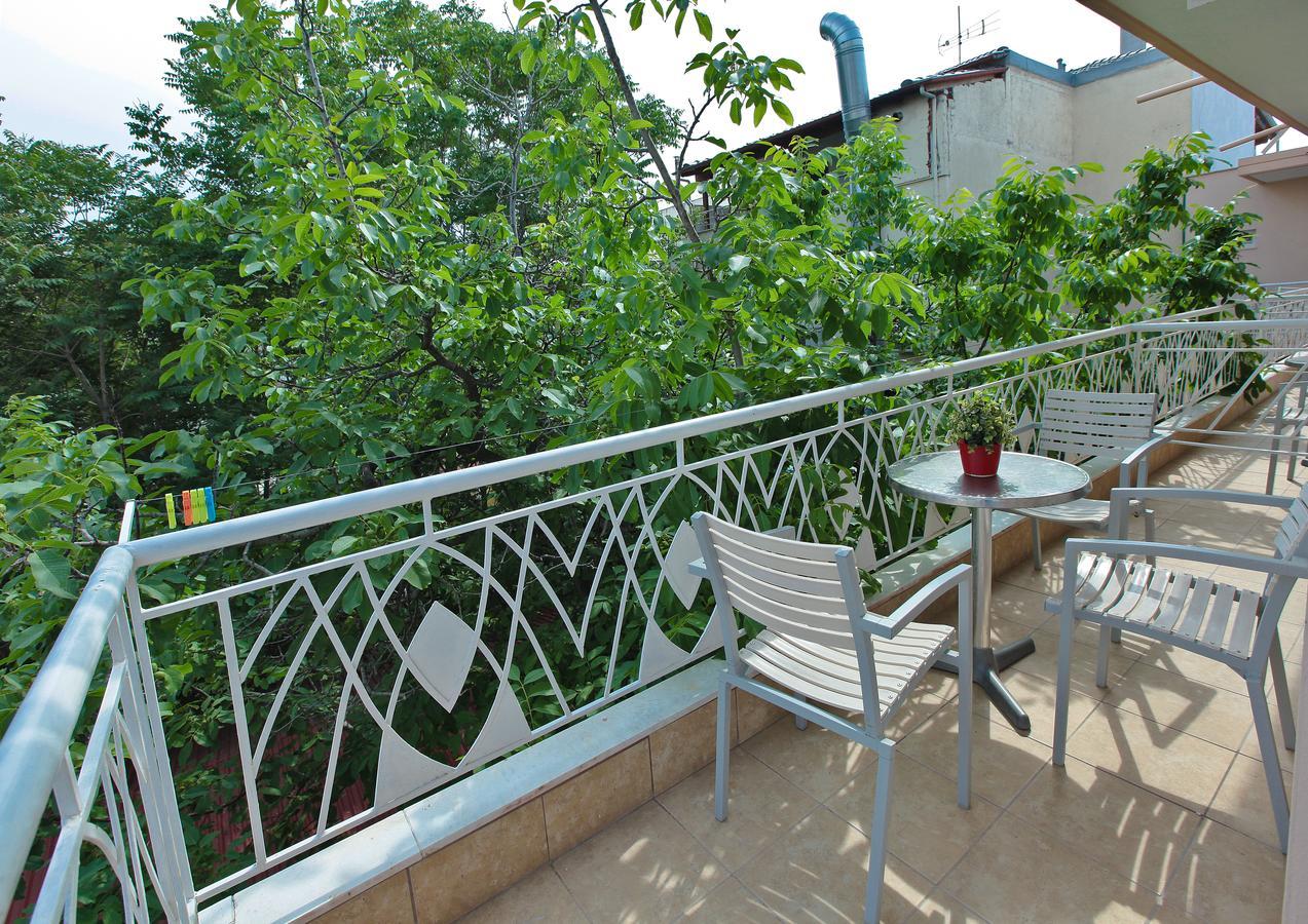 Hotel Epavli Nea Kallikrateia Exterior photo
